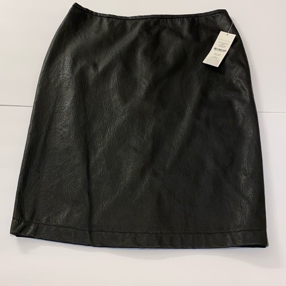 Valerie Stevens , Black Skirt, Size 6, New With Tags,